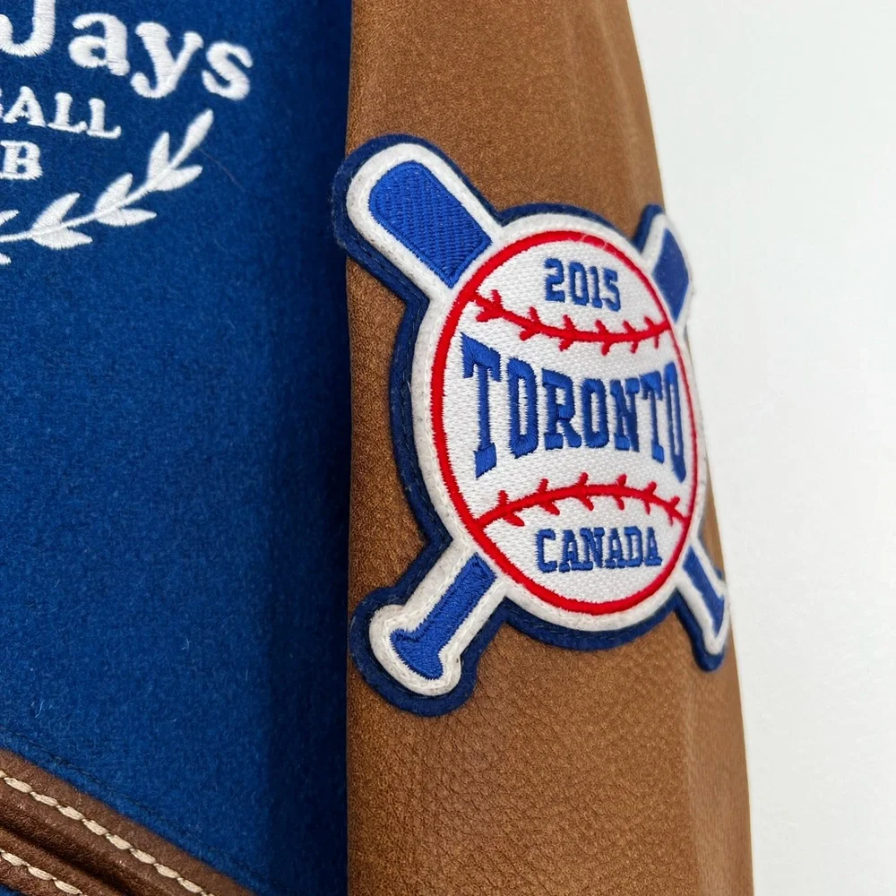 Roots Toronto Blue Jays Varsity - Picture 4 of 6